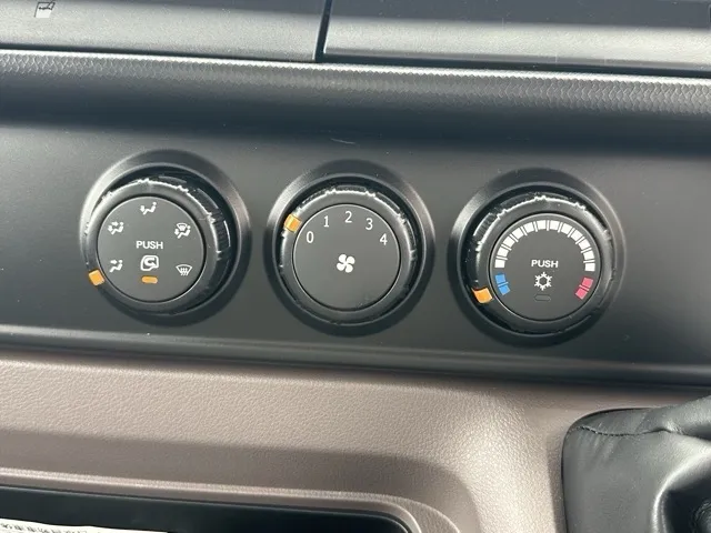 キャンター(三菱)全低床キョウカダンプ ３ｔレンタ登録済未使用車 21