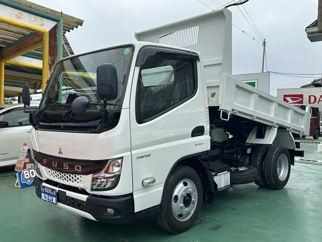 キャンター(三菱)全低床キョウカダンプ ３ｔレンタ登録済未使用車 1