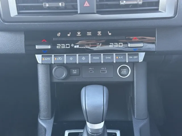 トライトン(三菱)GSR中古車 17