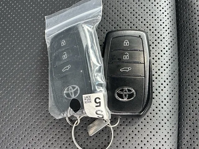 ハリアー(トヨタ)Z レザーパッケージ中古車 28