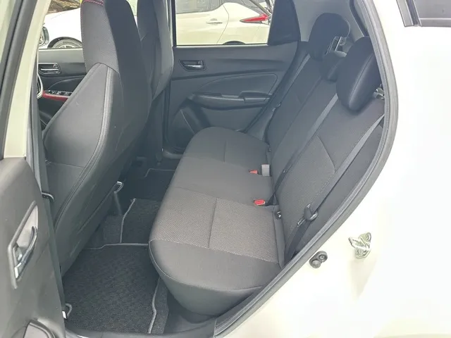 スイフト(スズキ)ベースグレード　セーフティサポート　AT中古車 4