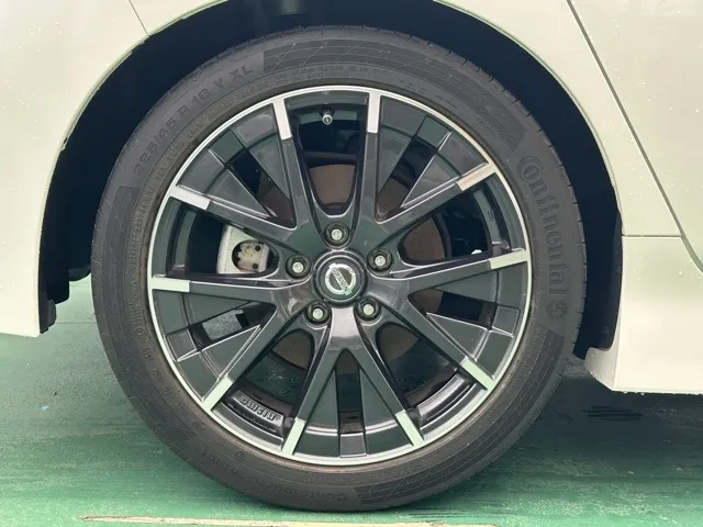 リーフ(ニッサン)ニスモ中古車 11