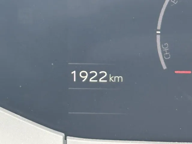 プリウス(トヨタ)Z中古車 27