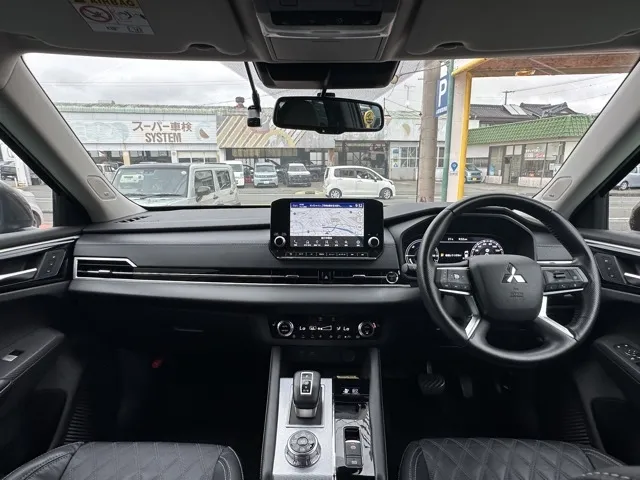 アウトランダー(三菱)P中古車 6