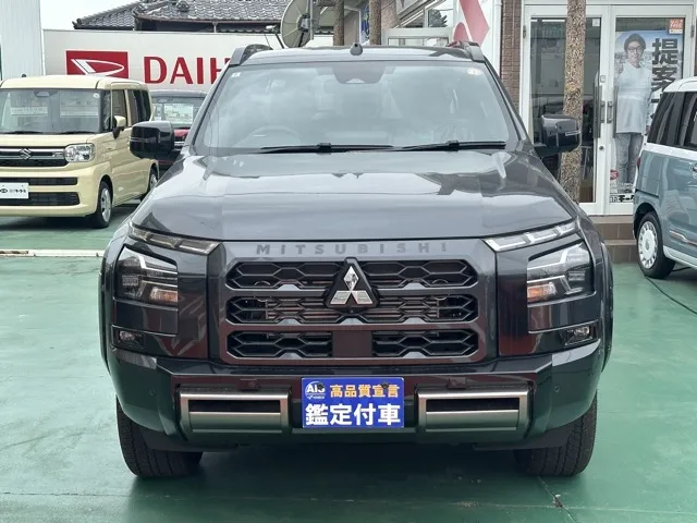 トライトン(三菱)GSR中古車 27
