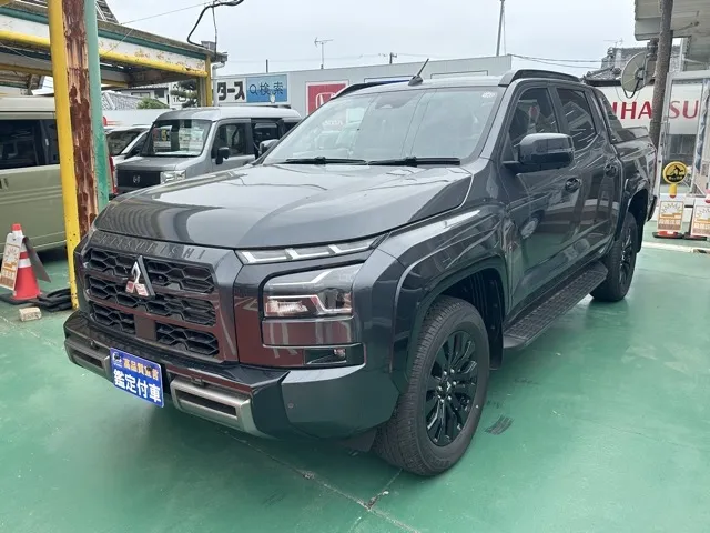 トライトン(三菱)GSR中古車 1