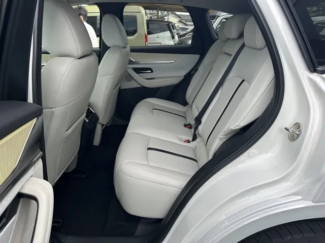 CX-60(マツダ)XD-ハイブリッド プレミアムモダン 4WD中古車 4