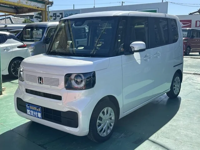 N-BOX(ホンダ)N-BOX コンフォートＰ届出済未使用車 1