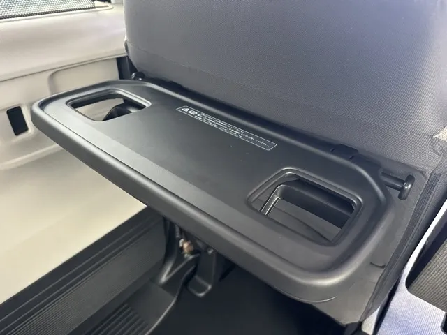 N-BOX(ホンダ)N-BOX コンフォートＰ届出済未使用車 8