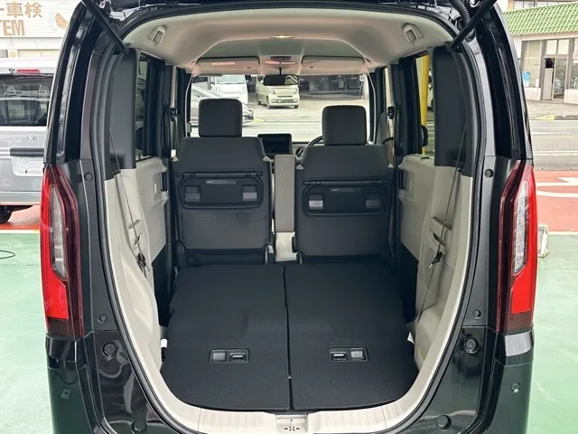 N-BOX(ホンダ)N-BOX コンフォートＰ届出済未使用車 11