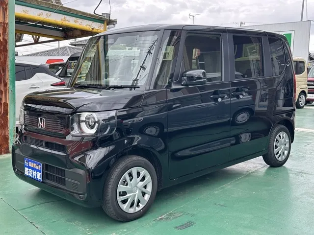 N-BOX(ホンダ)N-BOX コンフォートＰ届出済未使用車 1