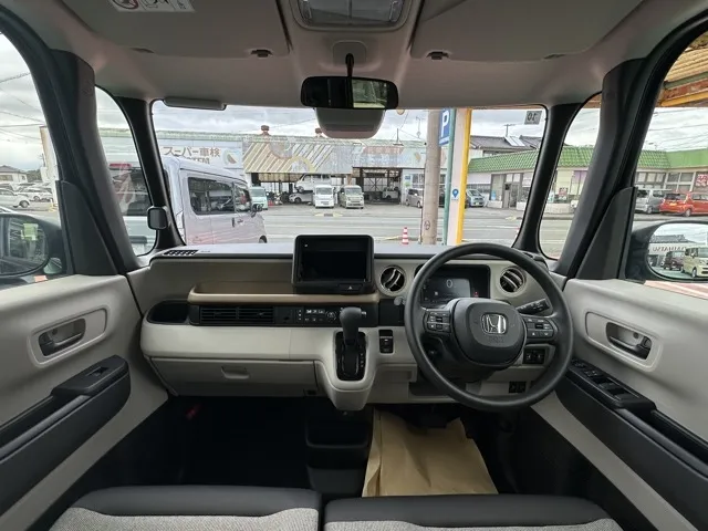 N-BOX(ホンダ)N-BOX コンフォートＰ届出済未使用車 5