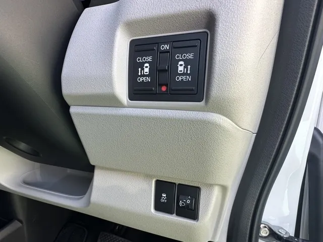 N-BOX(ホンダ)N-BOX コンフォートＰ中古車 14