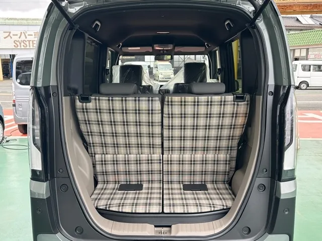 N-BOX(ホンダ)JOY届出済未使用車 9