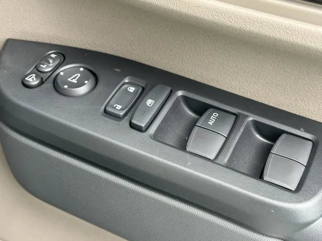 N-BOX(ホンダ)JOY届出済未使用車 13