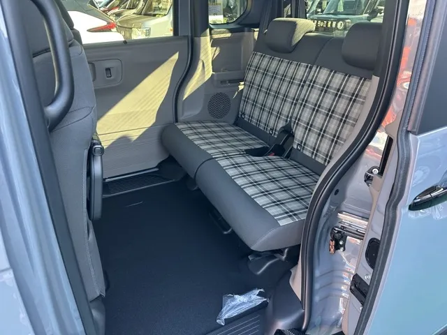 N-BOX(ホンダ)JOY 4WD届出済未使用車 4