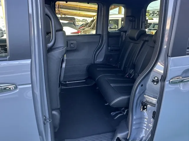 N-BOX(ホンダ)N-BOXカスタムターボ コーディネートスタイル届出済未使用車 4