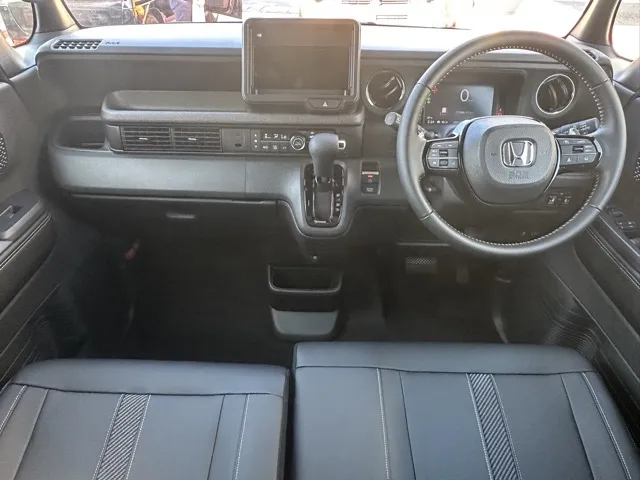 N-BOX(ホンダ)N-BOXカスタムターボ コーディネートスタイル届出済未使用車 5
