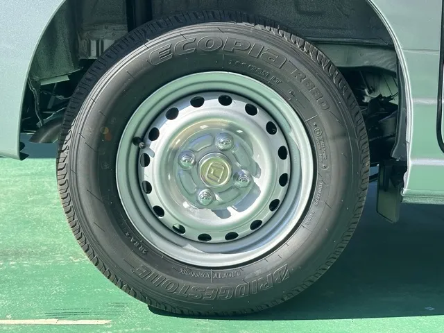 N-VAN(ホンダ)Gタイプ MT届出済未使用車 11