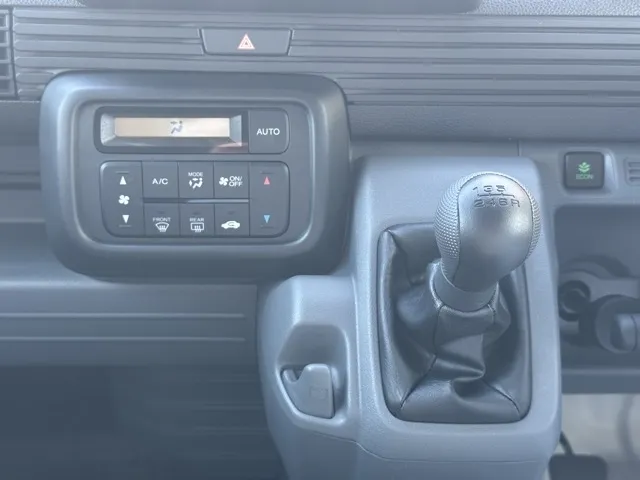 N-VAN(ホンダ)Gタイプ MT届出済未使用車 20