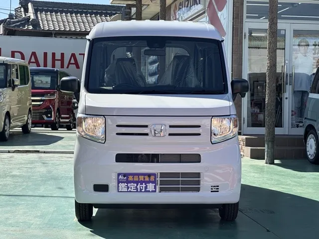 N-VAN(ホンダ)Gタイプ MT ４WD届出済未使用車 24