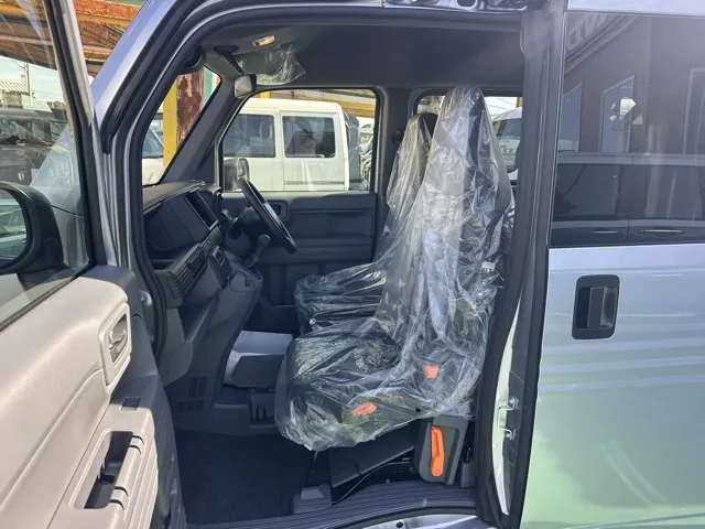 N-VAN(ホンダ)Gタイプ MT ４WD届出済未使用車 3
