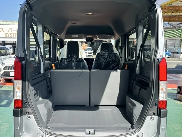 N-VAN(ホンダ)Gタイプ MT ４WD届出済未使用車 8