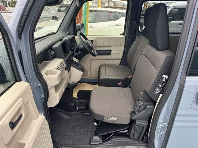 N-VAN(ホンダ)e FUN届出済未使用車 3