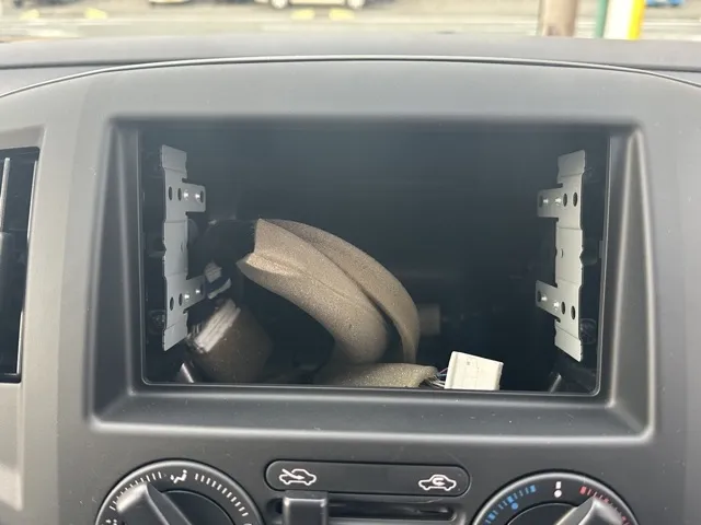 バネット(ニッサン)DX 2人乗登録済未使用車 17