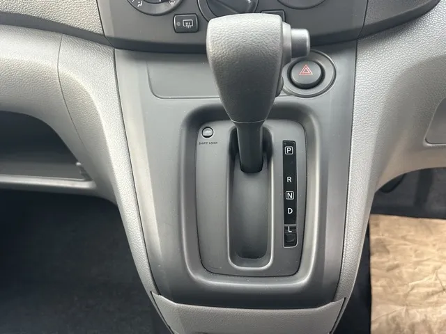 バネット(ニッサン)DX 2人乗登録済未使用車 19