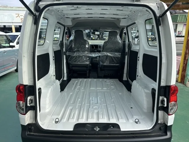 バネット(ニッサン)DX 2人乗登録済未使用車 8