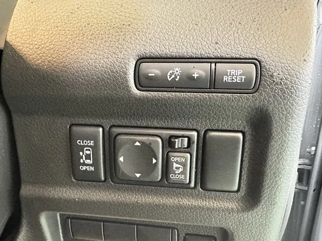 キャラバン(ニッサン)ディーゼル ロング オーテックラインプラスブラックP 左PSD 4WD登録済未使用車 15