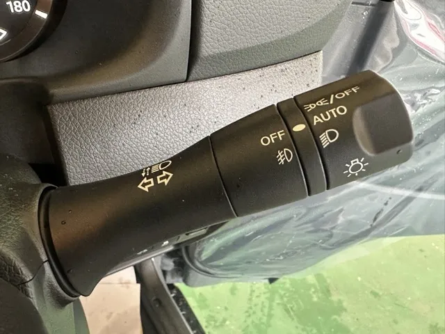 キャラバン(ニッサン)ディーゼル ロング オーテックラインプラスブラックP 左PSD 4WD登録済未使用車 17