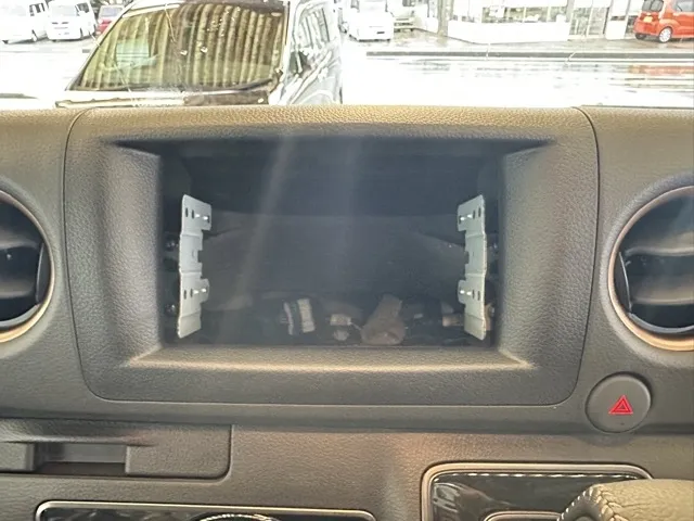 キャラバン(ニッサン)ディーゼル ロング オーテックラインプラスブラックP 左PSD 4WD登録済未使用車 18