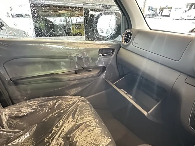 キャラバン(ニッサン)ディーゼル ロング オーテックラインプラスブラックP 左PSD 4WD登録済未使用車 24