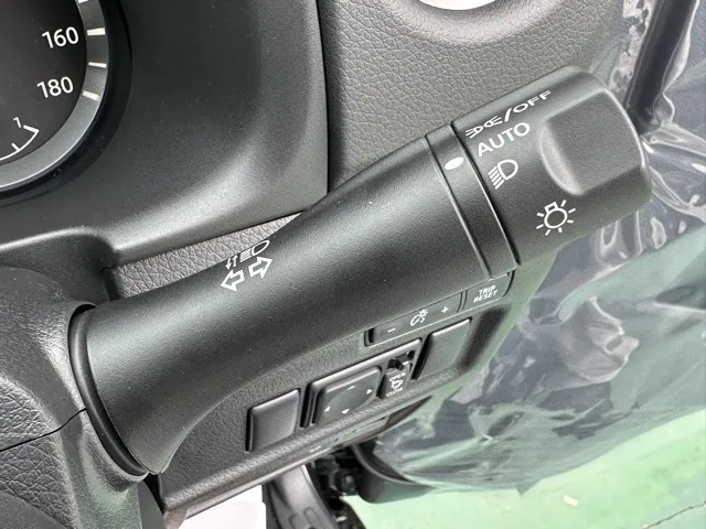 キャラバン(ニッサン)ディーゼル ロング プレミアムGX アウトドアブラックED 4WD登録済未使用車 17