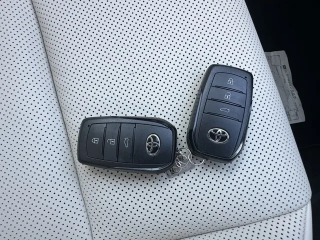 クラウン(トヨタ)G レザーパッケージ中古車 25