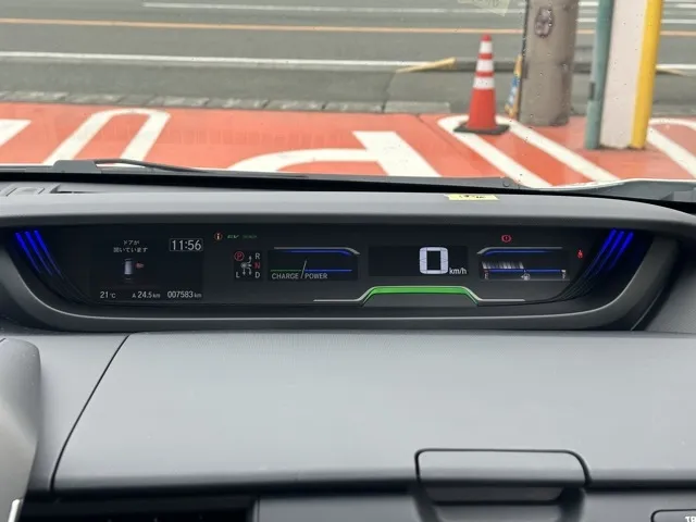 フリード(ホンダ)ハイブリッド クロスター中古車 26