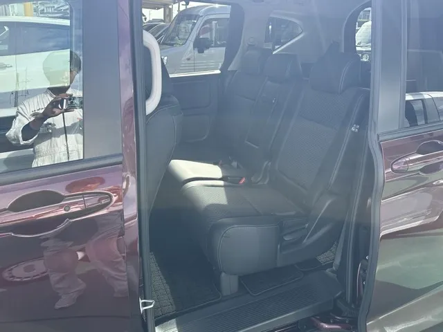 フリード(ホンダ)ハイブリッドG Sパッケージ中古車 4