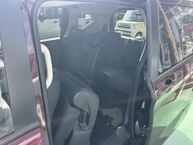 フリード(ホンダ)ハイブリッドG Sパッケージ中古車 8