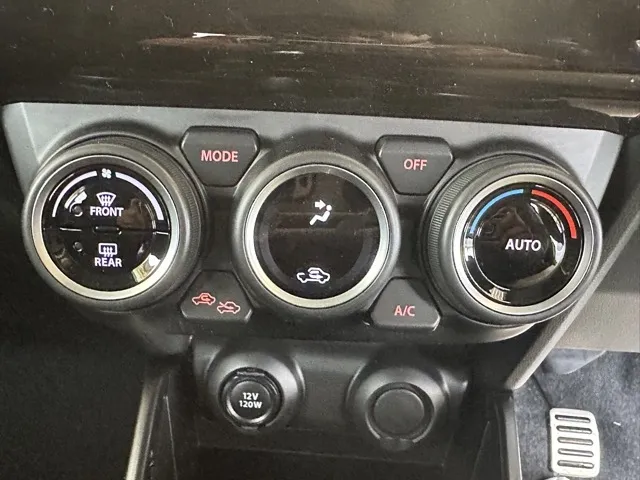 スイフト(スズキ)ファイナルエディション登録済未使用車 18