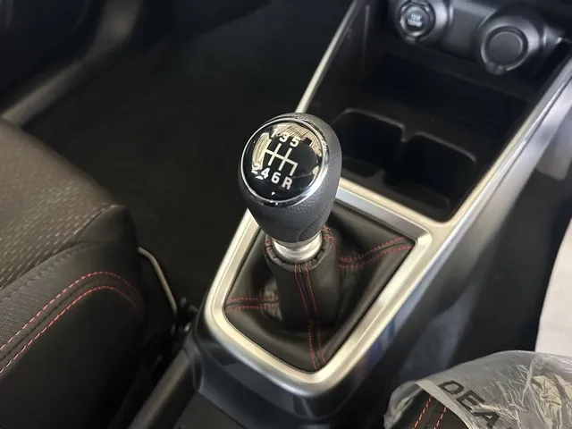 スイフト(スズキ)ファイナルエディション登録済未使用車 20