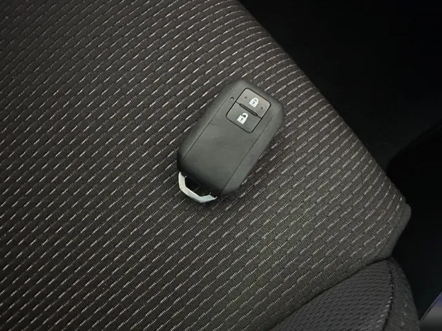 スイフト(スズキ)ファイナルエディション登録済未使用車 25