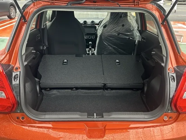 スイフト(スズキ)ベースグレード　セーフティサポート MT登録済未使用車 9