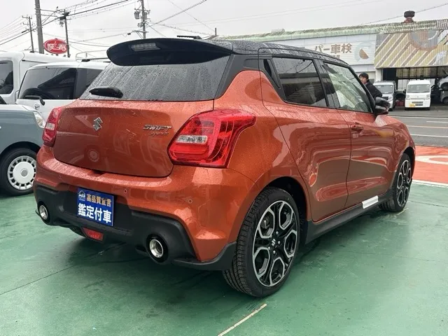 スイフト(スズキ)ベースグレード　セーフティサポート MT登録済未使用車 10