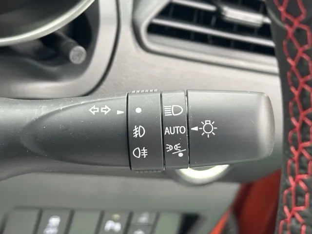 スイフト(スズキ)ベースグレード　セーフティサポート MT登録済未使用車 22