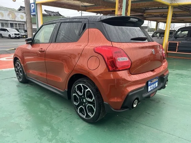 スイフト(スズキ)ベースグレード　セーフティサポート MT登録済未使用車 2