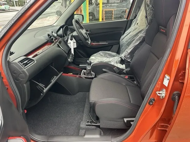 スイフト(スズキ)ベースグレード　セーフティサポート MT登録済未使用車 3
