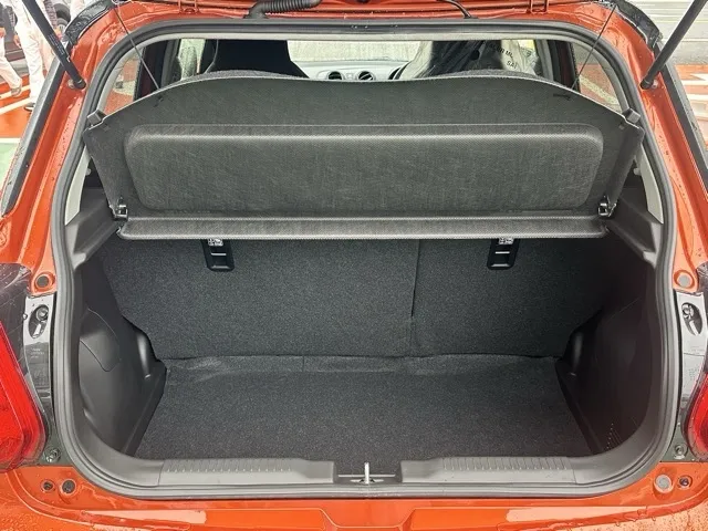 スイフト(スズキ)ベースグレード　セーフティサポート MT登録済未使用車 7