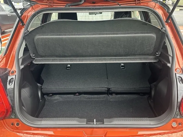 スイフト(スズキ)ベースグレード　セーフティサポート MT登録済未使用車 8